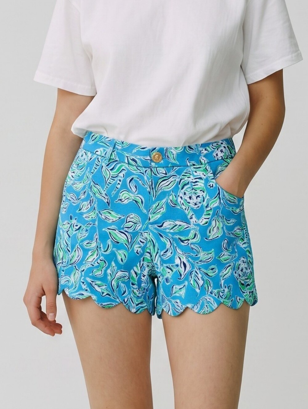 Lilly Pulitzer Buttercup Knit Shorts in the "Turquoise Oasis" Print Tiger Zebra